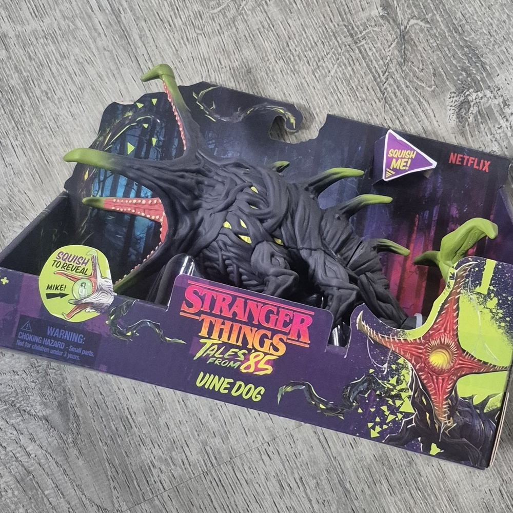 Stranger Things Jazwares Netflix Stranger Things Tales From ‘85 Vine Dog